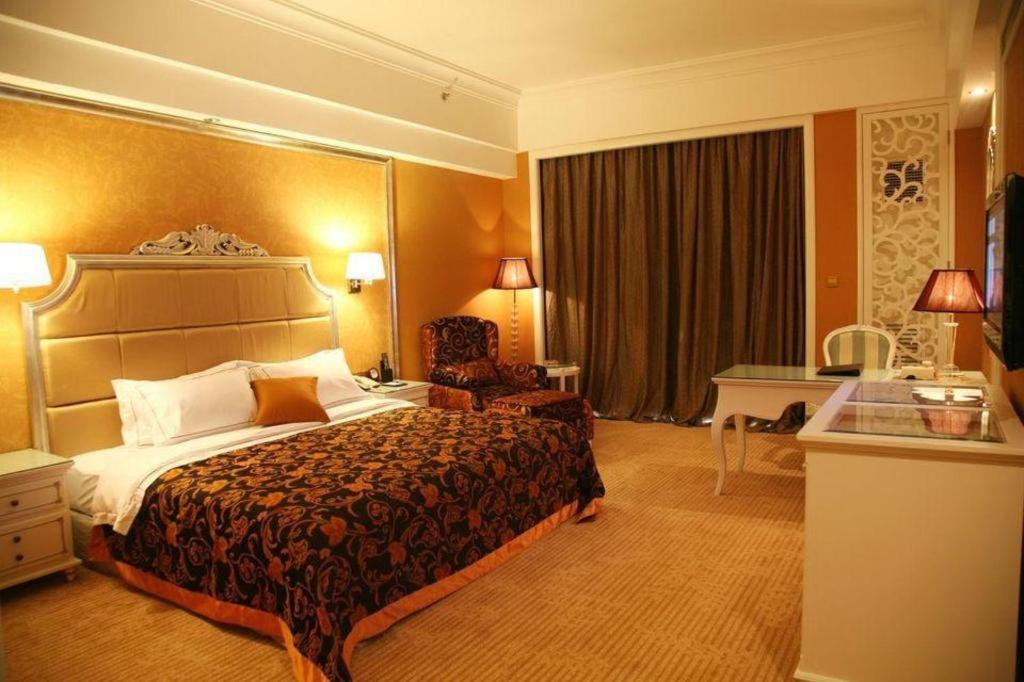 Country Garden Phoenix Hotel Changsha Xingsha Exterior photo